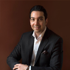 Ali Moini Broker 
